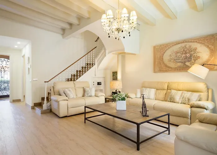 Spaces House-4 Bedrooms, 3 Bathrooms, Large Terrace, Jacuzzi, Center-beach *