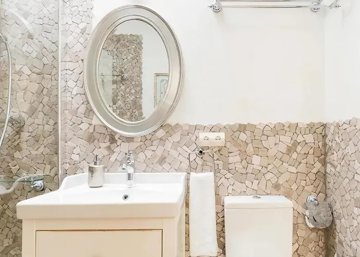 Spaces House-4 Bedrooms, 3 Bathrooms, Large Terrace, Jacuzzi, Center-beach *