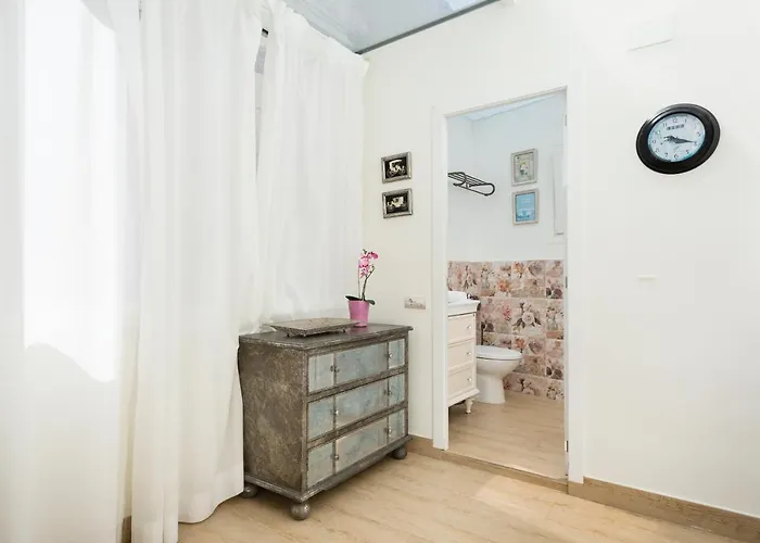 Spaces House-4 Bedrooms, 3 Bathrooms, Large Terrace, Jacuzzi, Center-beach Villa *